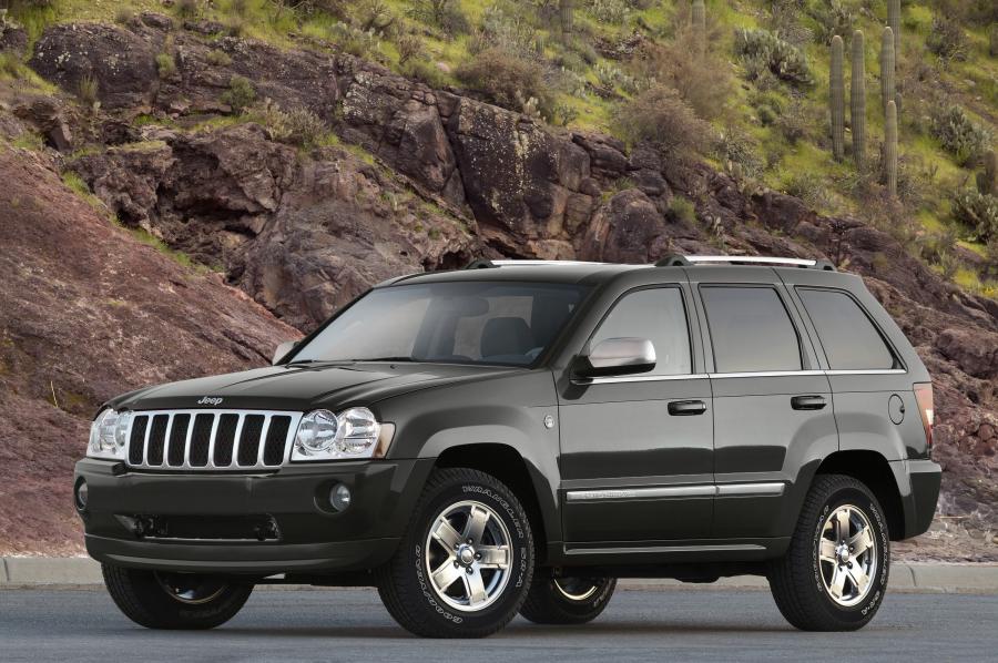  Jeep Grand Cherokee 2005 года  (фото 3 из 133)